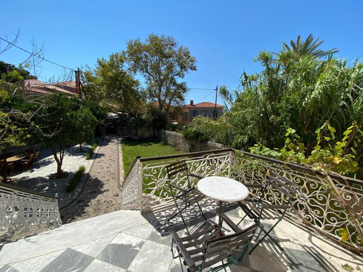 Eleana Residence Митимна Екстериор снимка